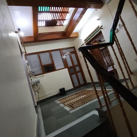 Heritage Homestay@Old City Near Ganges バラナシ エクステリア 写真