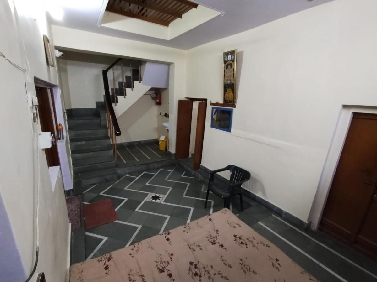 Heritage Homestay@Old City Near Ganges バラナシ エクステリア 写真