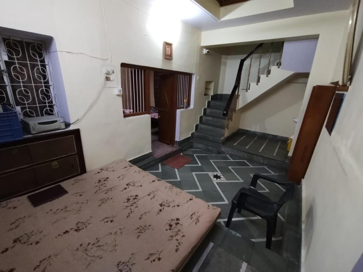 Heritage Homestay@Old City Near Ganges バラナシ エクステリア 写真